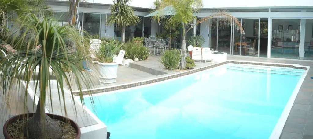 Admiralty B&B : le meilleur B&B avec piscine pour se loger à Muizenberg en Afrique du Sud