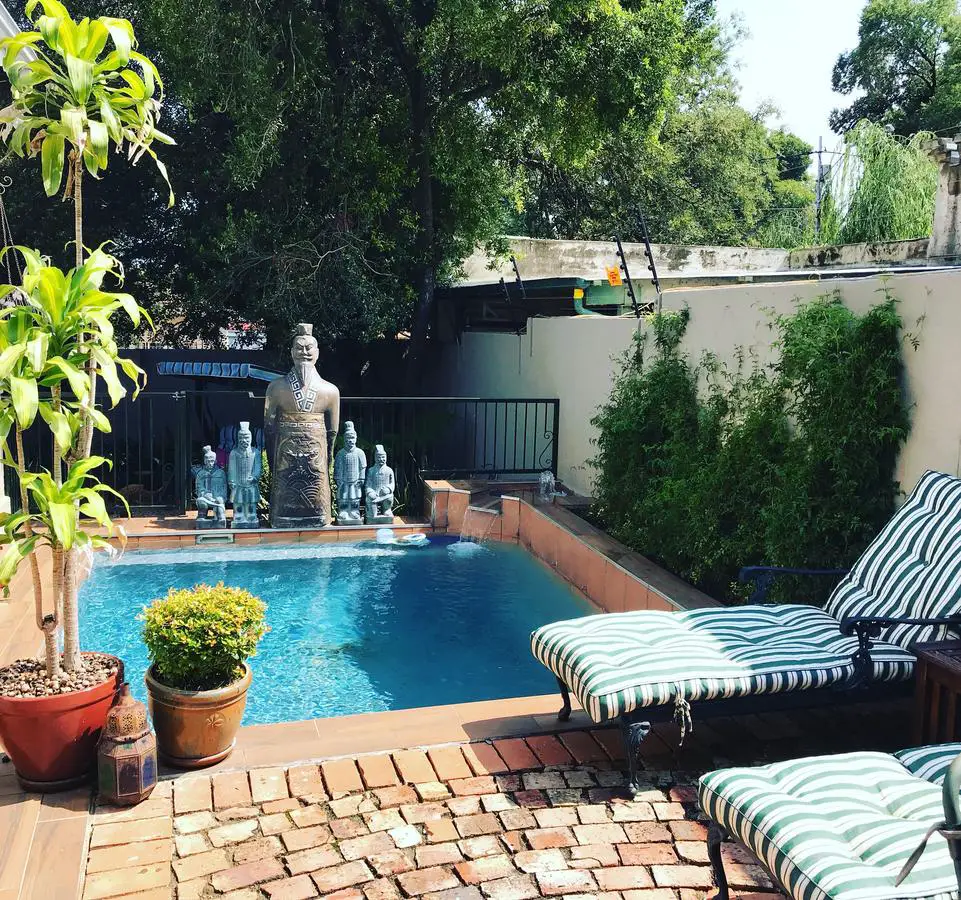 Blu Trea Guest House est le B&B avec le meilleur rapport qualité prix pour se loger dans le quartier de Melville à Johannesburg en Afrique du Sud