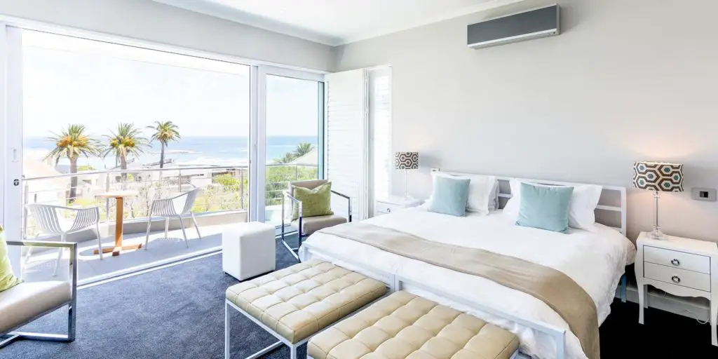 Camps Bay Retreat: the best luxury hotel in Cape Town in South Africa