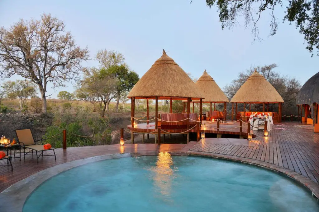 La réserve privée Hoyo-Hoyo Safari Lodge : le meilleur hôtel atypique  dans un parc safari au Kruger National Park en Afrique du Sud  